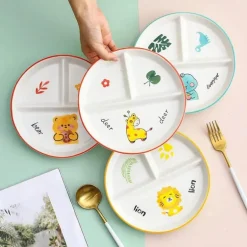 Gitterteller für Kinder mit Cartoon-Motiv – Lustiges und funktionales Unterteilungsgericht für Frühstück und Snacks