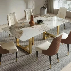 Gold Grandeur Esstisch – Elegantes Design