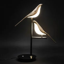 Golden Wagtail Figurine - Decorative Bird Sculpture Decor