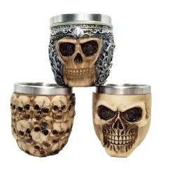 Gothic-Totenkopf-Schnapsglas – Edelstahl-Halloween-Whiskeybecher, 200 ml