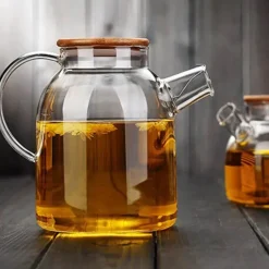 Große Teekanne aus Glas – Fassungsvermögen: Kaltwasserkrug für Tee und Saft