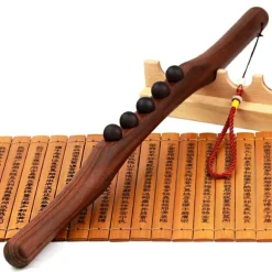 Gua Sha Massagegerät aus Holz – Werkzeug zur Linderung von Nacken und Schultern