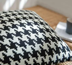 Hahnentritt-Dekokissen - Schickes Akzentkissen