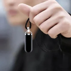 Halskette mit sprachaktiviertem Audiorecorder – stilvolles Smart-Gerät für freihändige Aufnahmen