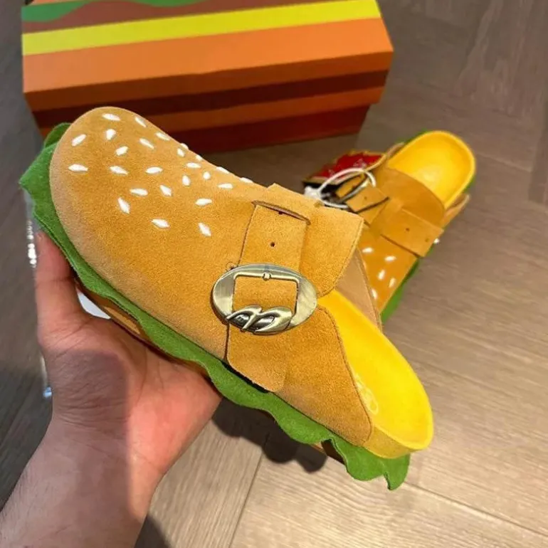 Hamburger Strandpantoffeln – Lustige, lässige Sommerschuhe