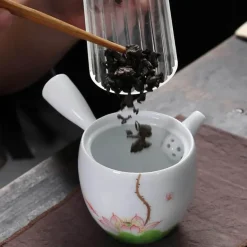 Handbemalte weiße Teekanne – Verbrühungssicheres Kung-Fu-Teeset mit seitlichem Griff