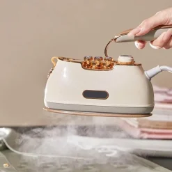 Handgehaltenes Retro-Dampfbügeleisen – Tragbarer Dampfglätter