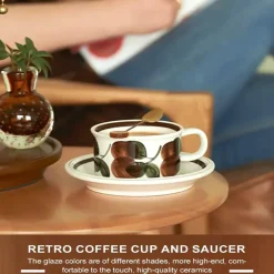 Handgezeichnetes Espressotassen-Set aus Keramik – 237 ml Cappuccino-Untertasse