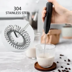 Handlicher Milchaufschäumer und Kaffeemixer für schaumige Getränke