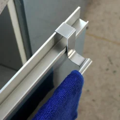 Handtuchhalter aus Edelstahl – Robuster Badezimmer-Organizer