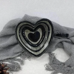 Herzförmige Kaffeetasse aus Keramik – 284 ml, einzigartiges Design und schönes Geschenk