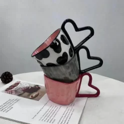Herzförmige Kaffeetasse aus Keramik – 284 ml, einzigartiges Design und schönes Geschenk