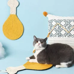 Hühnerkeulen-Kratzbaum – Interaktives Spielzeug für Katzen