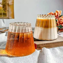 Hitzebeständiger gestreifter Glasbecher – Kreatives transparentes Trinkgeschirr