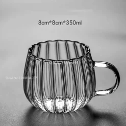 Hitzebeständiger gestreifter Glasbecher mit Henkel – süße Kaffeetasse fürs Homeoffice