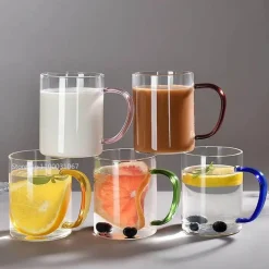 Hitzebeständiger Glasbecher mit Henkel – Vielseitiges Trinkgefäß für heiße und kalte Getränke