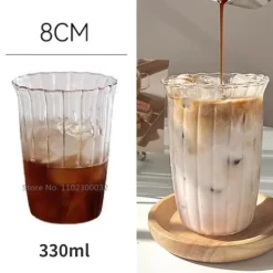 Hitzebeständiger Glasbecher mit Streifenmuster – Stilvolles Trinkgeschirr für Zuhause