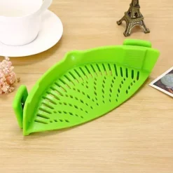 Hitzebeständiges Topfsieb aus Silikon – Abtropfwerkzeug für die Küche