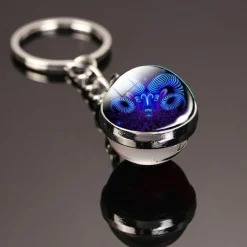 Im Dunkeln leuchtender kosmischer Schlüsselanhänger – leuchtendes, buntes Accessoire