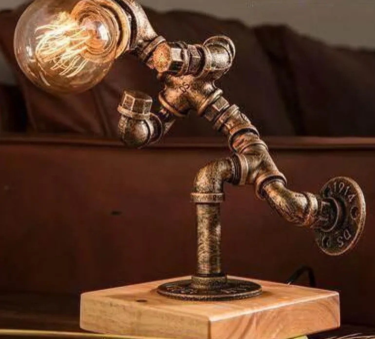 Industrial Robot Table Lamp - Iron Pipe Human Design