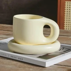 Ink Splash Keramikbecher-Set mit ovalem Teller – 400 ml Fassungsvermögen