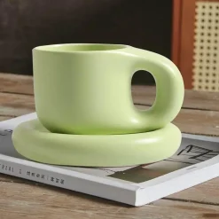 Ink Splash Keramikbecher-Set mit ovalem Teller – 400 ml Fassungsvermögen