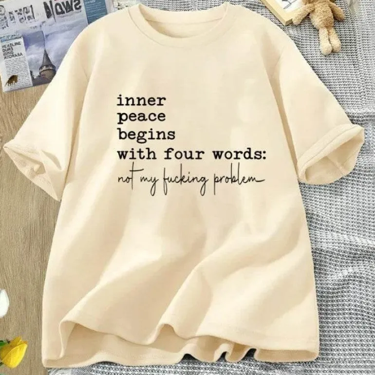 Inner Peace Beings mit vier Wörtern Lustiges T-Shirt