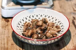 Intelligentes Abtropftablett für Obst und Gemüse – Effizientes Küchenwerkzeug für frische Produkte