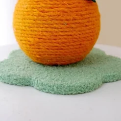 Interaktiver Katzenkratzbaum – Spielzeugbaum-Design