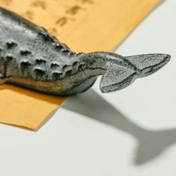 Iron Whale Nautisches Dekor - Küsten-Akzentstück