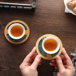 Isolierte Bambus-Untersetzer – Untersetzer mit Wasserkunst-Design