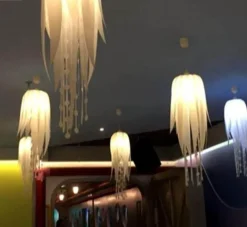 Jellyfish Pendant Lamp - Ocean-Inspired Light Fixture