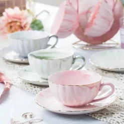 Kaffeetasse und Untertasse aus Porzellan mit Marmorstruktur – elegantes Nachmittagstee-Set