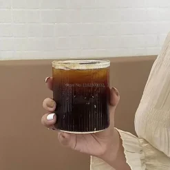 Kaffeetassen-Set aus klarem Glas, 6 Stück – hitzebeständiges vertikales Design für alle Getränke