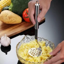 Kartoffelstampfer aus Edelstahl – Manueller Gemüse- und Obstschneider