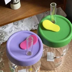 Kawaii Bubble Tea Cup - 550 ml süßes Trinkgeschirr mit Deckel und Strohhalm