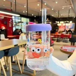 Kawaii Bubble Tea Cup - 550 ml süßes Trinkgeschirr mit Deckel und Strohhalm