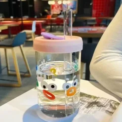 Kawaii Bubble Tea Cup - 550 ml süßes Trinkgeschirr mit Deckel und Strohhalm