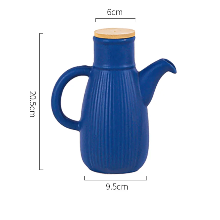 Keramik-Ölflasche – Stilvolles gestreiftes Küchendekor