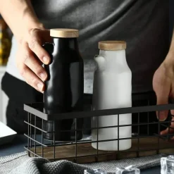 Keramik-Ölflaschen-Set – Schwarz-Weiß-Küchendekor