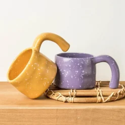 Keramiktasse mit gebogenem Mondgriff – 260 ml, nordischer japanischer Stil