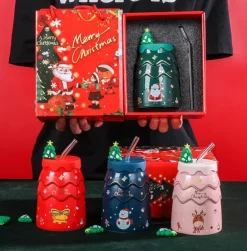 Keramiktasse mit Weihnachtsbaummotiv, mit Deckel und Strohhalm, festliches Weihnachtsgeschenk