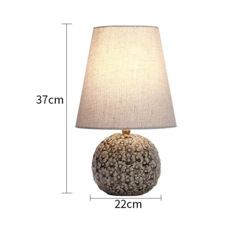 Keramik-Tischlampe – geschnitztes Blumendesign