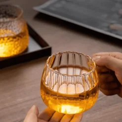 Kiriko-Flötenglas – Elegantes Trinkgeschirr für die Inneneinrichtung