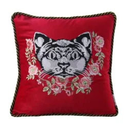 Kissenbezüge mit Katzenstickerei aus Samt und Quasten – gemütliche Kissenbezüge