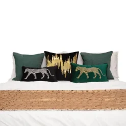 Kissenbezug mit goldener Leopardenstickerei – Luxuriöses Wohnzimmerdekor