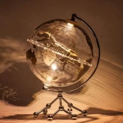 Klare Globus-Dekoration – Transparenter Akzent für Ihr Zuhause