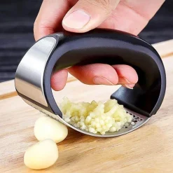 Knoblauchpresse aus Edelstahl – Manuelles Zerkleinerungswerkzeug