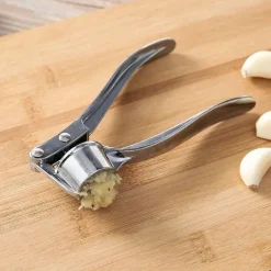 Knoblauchpresse, Multifunktions-Küchenwerkzeug zum Zerkleinern und Zerstampfen von Knoblauch