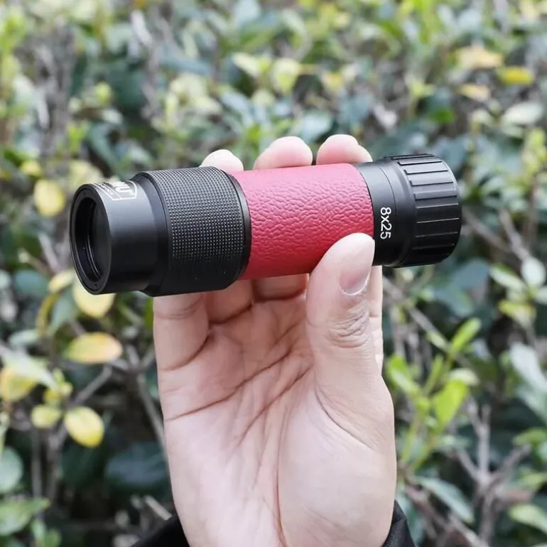 Kompaktes wasserdichtes Monokular-Teleskop für Outdoor-Abenteuer